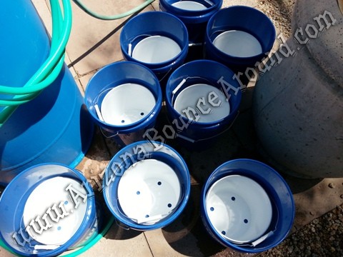 Water balloon game buckets